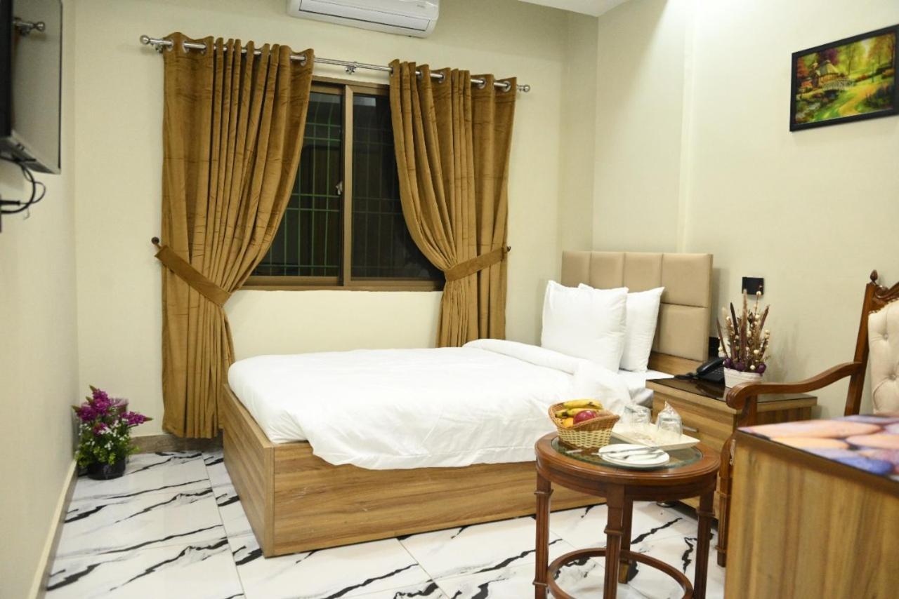 Hotel Pearl Inn Karachi Exterior foto